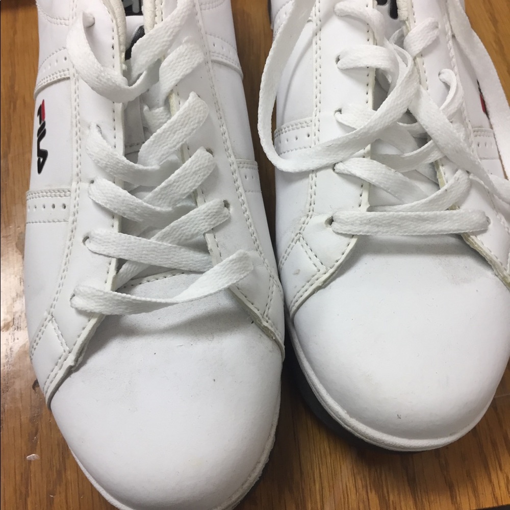 Men Fila Sneakers!!!